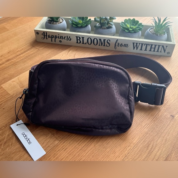 Ododos mini belt bag 1L, leopard print, brown, NWT - Picture 6 of 13